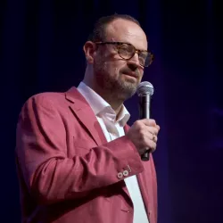 Profile picture for user Laurent Quivogne